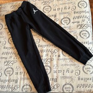 Boys Jordan Sweats - L